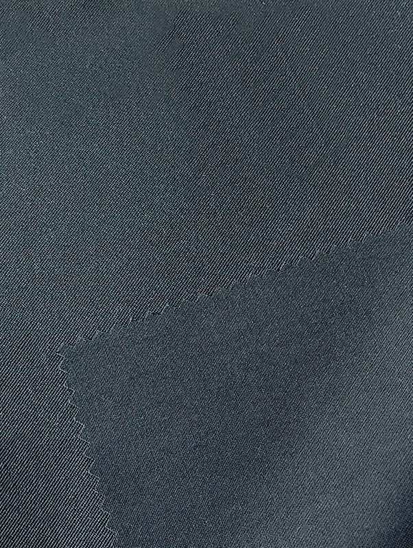 TR SUITING AH-62722 72%T+28%R Tehokkaampi kuin muut luonnon- ja synteettiset kuidut